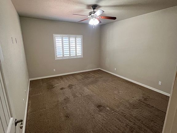 3rd image of 4236 E Texas St