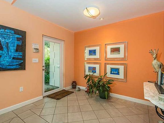 3rd image of 4320 Palmarito St