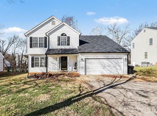 1333 Beaufort Dr, Graham, NC 27253