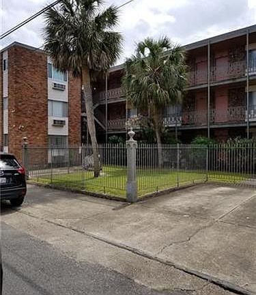 2nd image of 1135 Jackson Ave APT 204