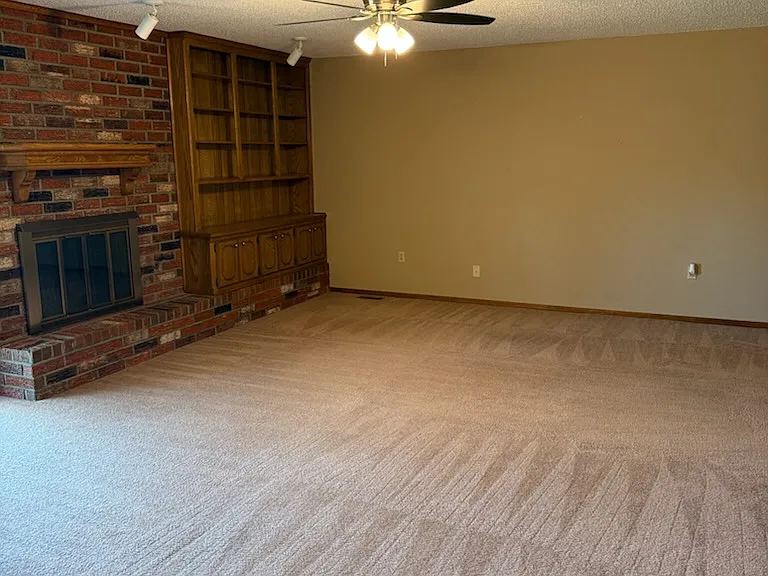 345 Carlsbad Ct — Photo 6