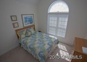 4th image of 2709 N Chatham Ct