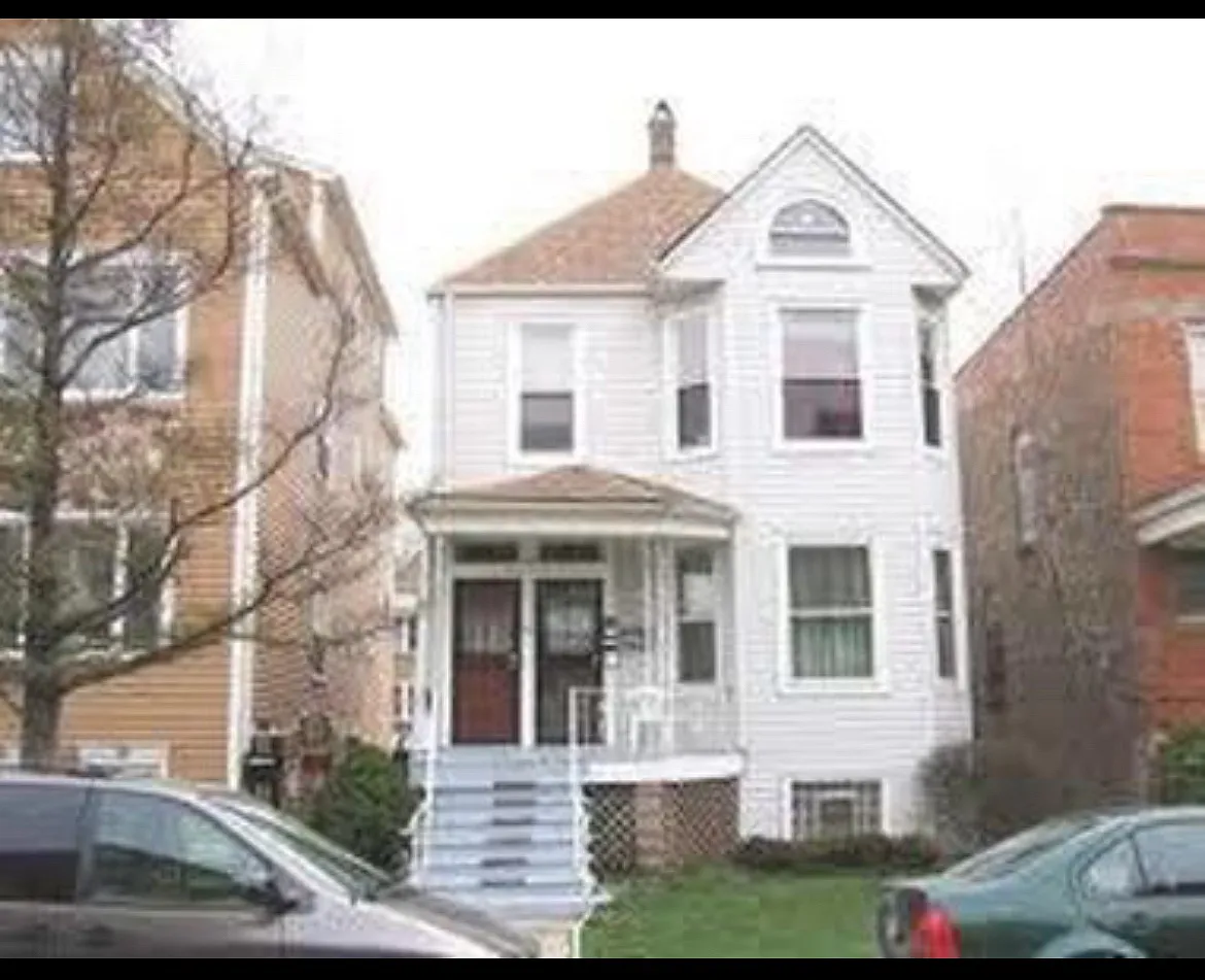 2 bed, 1000 sqft, $1,650 — Photo 1