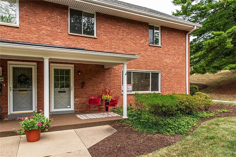 1st image of 714 Robinwood Dr