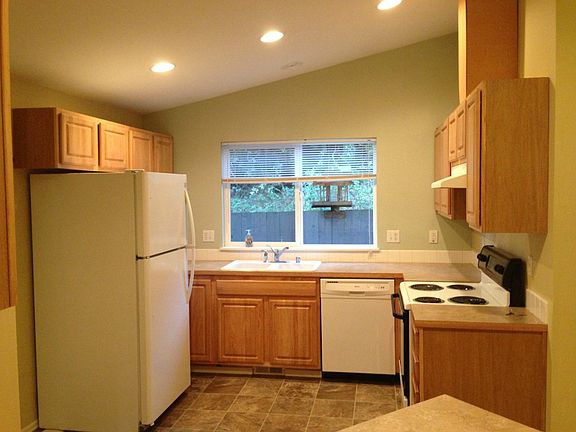 4th image of 8113 117th Street Ct E