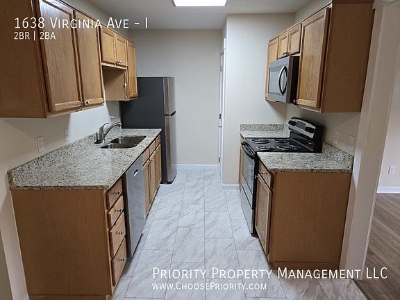 4th image of 1638 Virginia Ave APT I