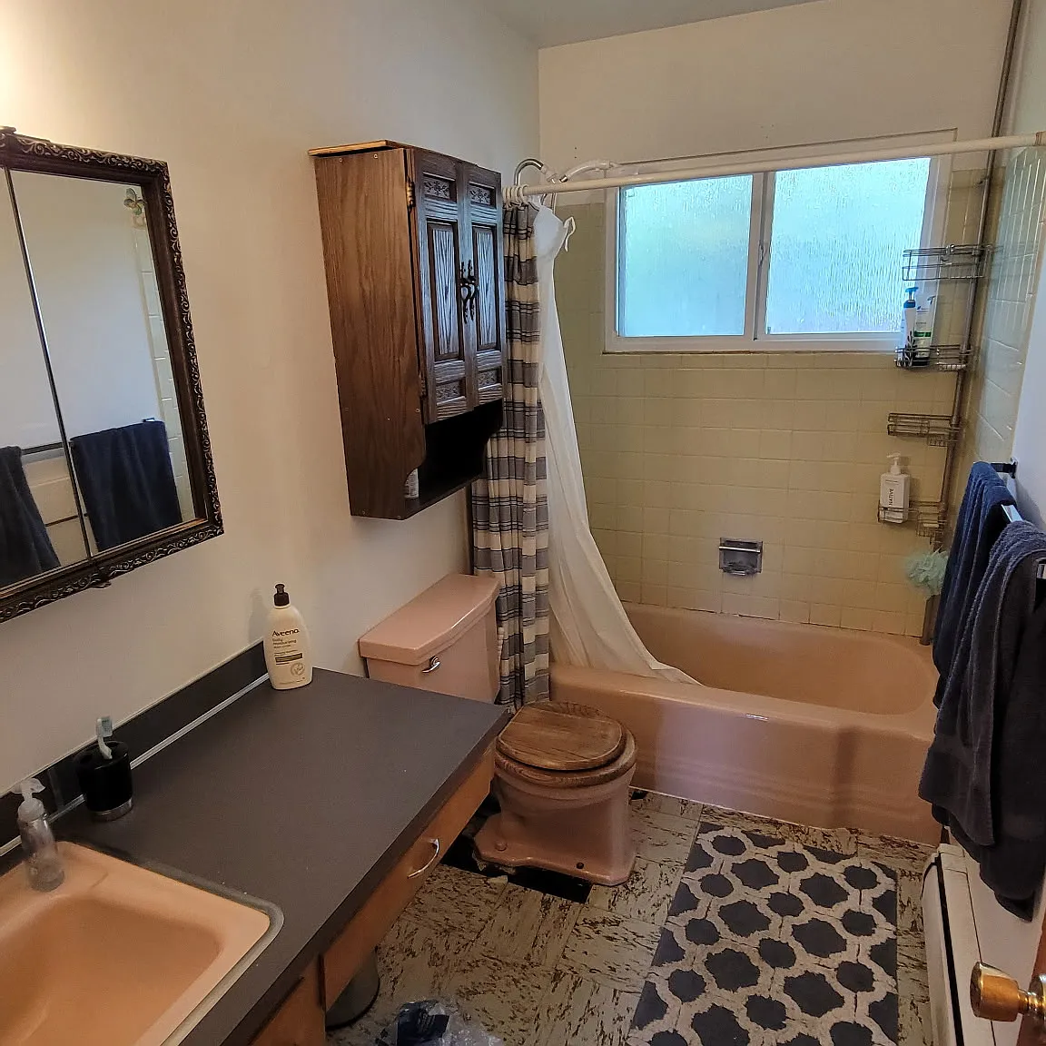 1039 Taft — Photo 3