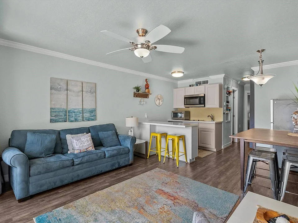 6300 Seawall Blvd #3107