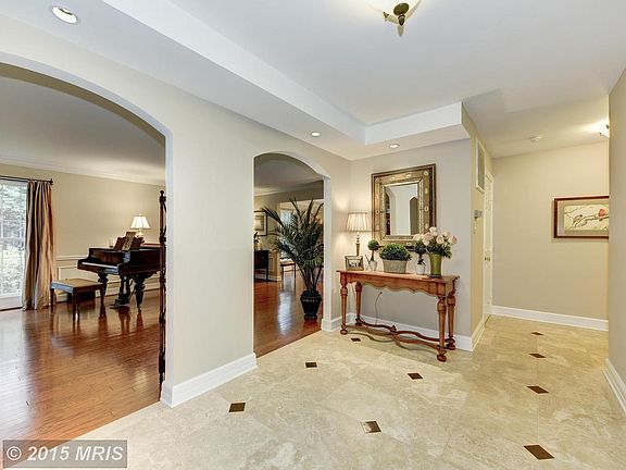 3rd image of 8232 Weller Ave