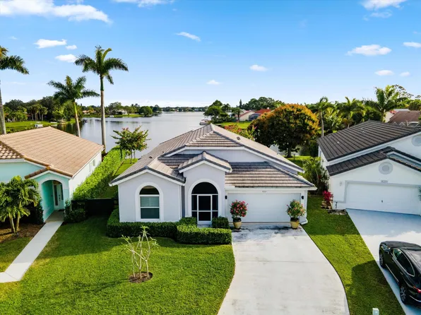 830 Lake Wellington Drive, Wellington, FL 33414
