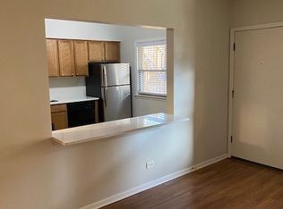 162 N Humphrey Ave APT 3B, Oak Park, IL 60302