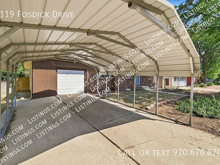 1119 Fosdick Dr — Photo 3