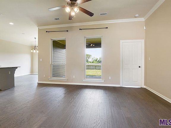 2nd image of 1255 Madrid Ave