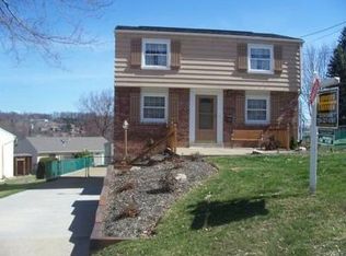 4968 Havana Dr, Pittsburgh, PA 15239