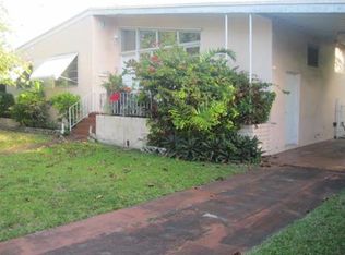 8221 SW 32nd Ter, Miami, FL 33155
