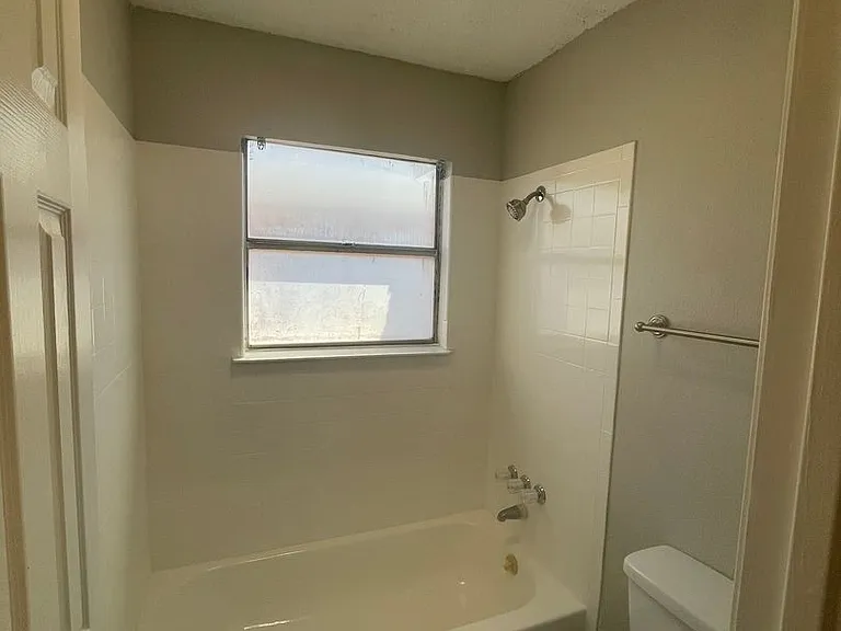 9526 Contessa Dr — Photo 13