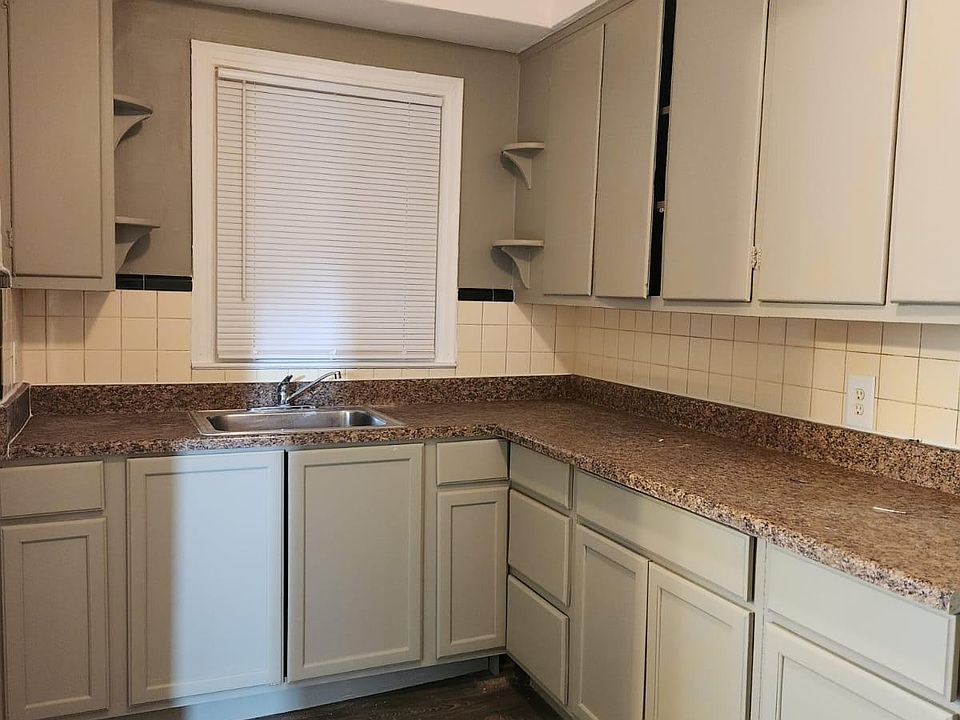 1st image of 13640 Lasalle Blvd #201