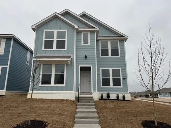 2684 Hughmount Rd, Fayetteville, AR 72704