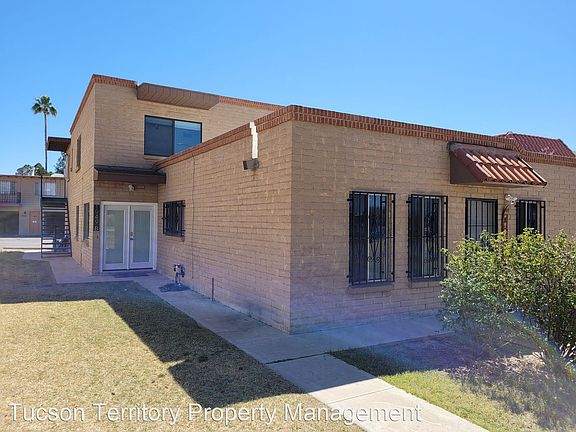 2nd image of 1949 N Camino Serna Unit B
