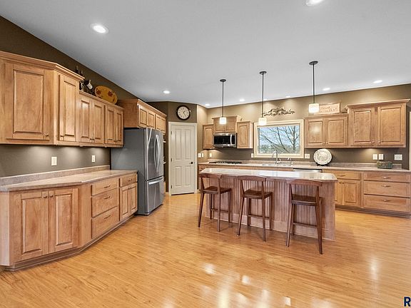 5th image of 25787 N Kiwanis Ave