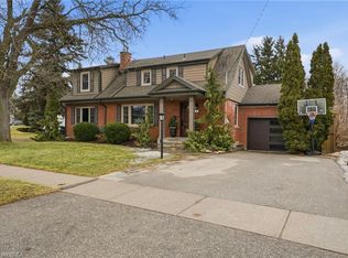 86 Elm St, Brantford, ON N3R 4V2