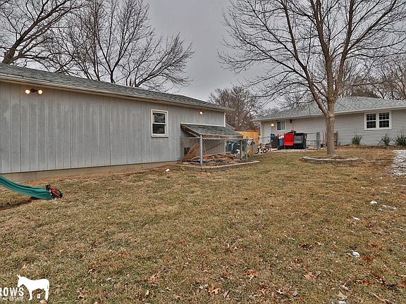 5th image of 2511 S 52nd St
