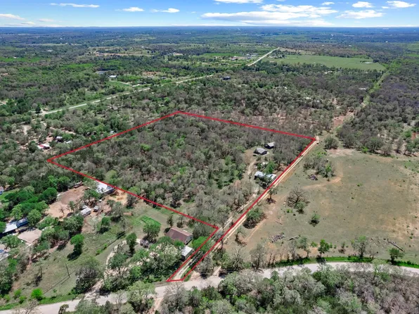 445 Saint Johns Rd, Dale, TX 78616