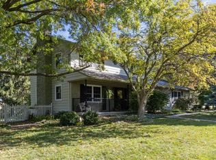 1910 Winston Dr, Iowa City, IA 52245
