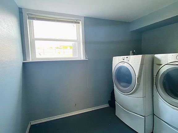 4th image of 5302 NW Elm Ave
