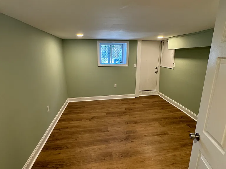 809 N Luzerne Ave — Photo 13