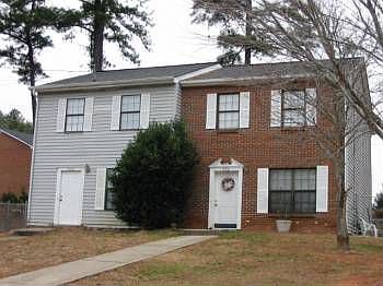 1st image of 330 Sprucewood Ct
