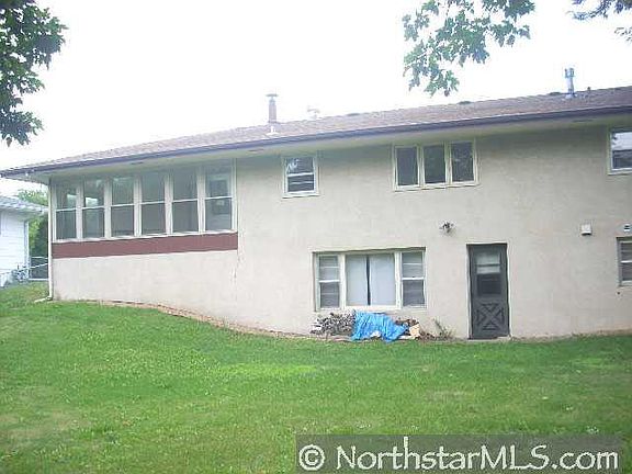 4th image of 516 Brookdale Drive