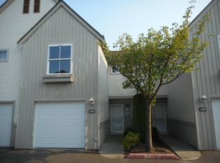 6711 S 239th Pl APT A105, Kent, WA 98032