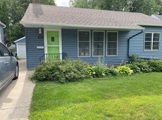 415 15th Ave SW, Rochester, MN 55902