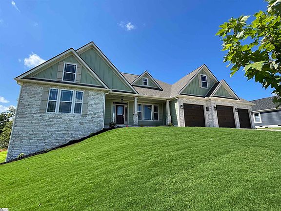 2nd image of 614 Bannock Ct