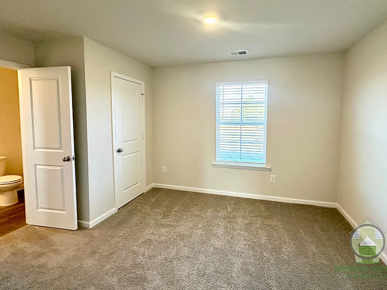 26 English Ct — Photo 13