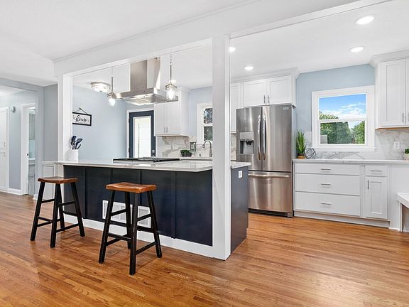 3rd image of 789 Hokah Ave