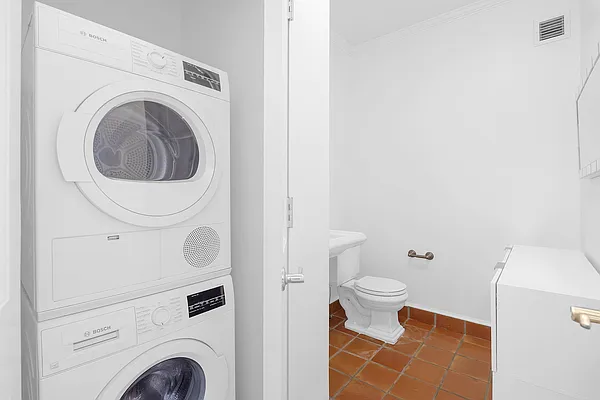 Rented by NestApple, Inc. | media 17