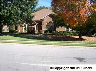 2605 Edgerton Dr SE, Owens Cross Roads, AL 35763