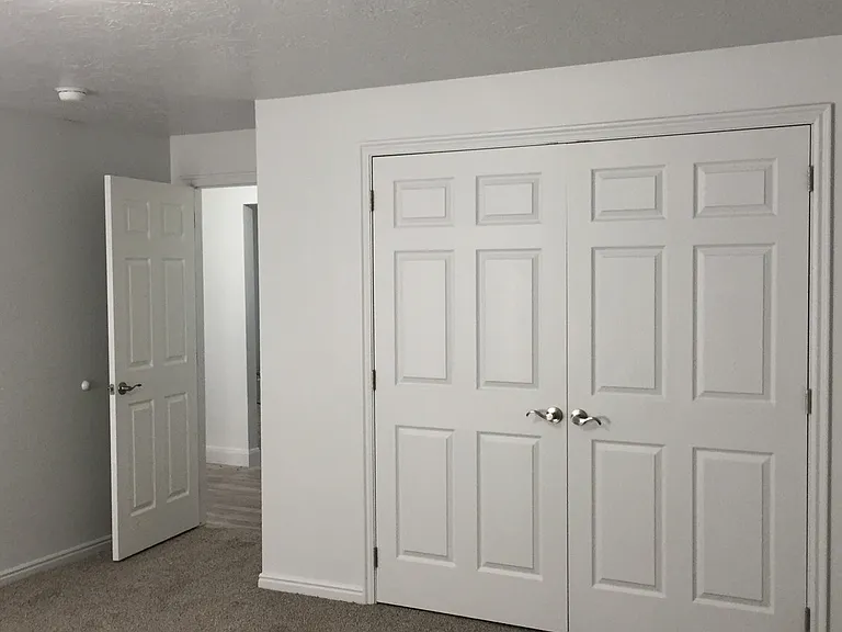 311 N 700 W #1 — Photo 2
