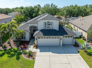 9060 Pinebreeze Dr, Riverview, FL 33578
