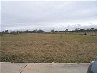4th image of 15475 E Fm 2812