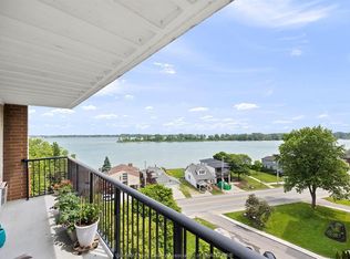 8591 Riverside Dr E #802, Windsor, ON N8S1G3