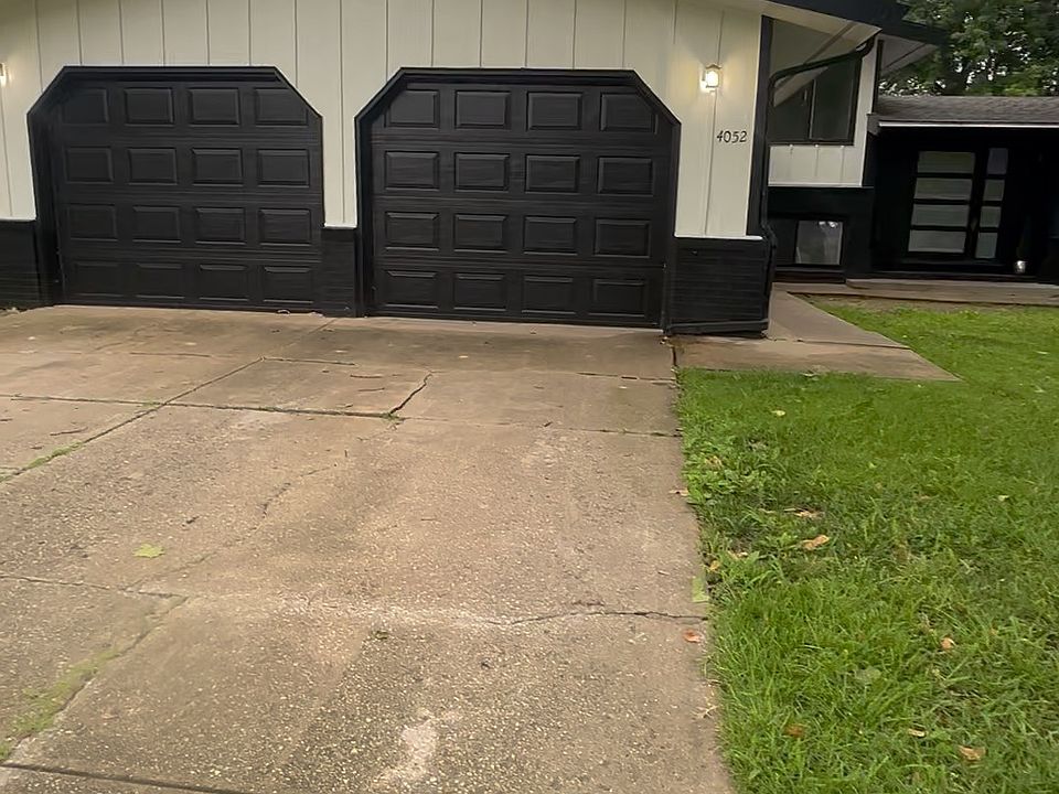 2nd image of 4052 N Auburn St