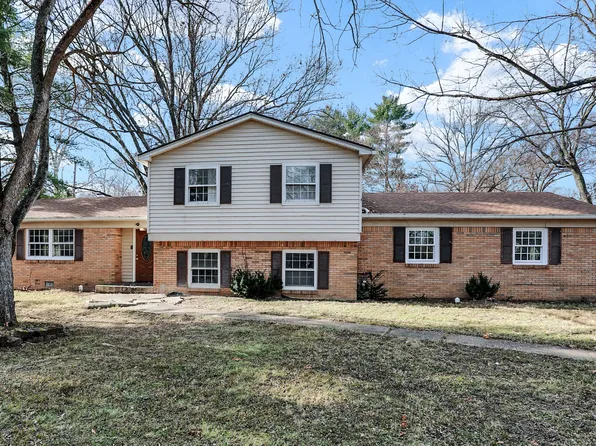 5564 Chester Ln, Indianapolis, IN 46220