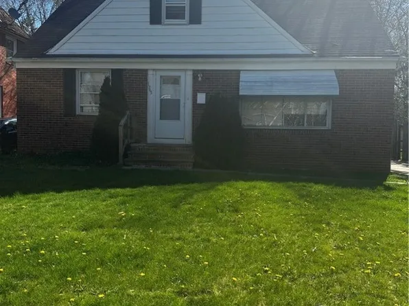 1765 E 238th St, Euclid, OH 44117