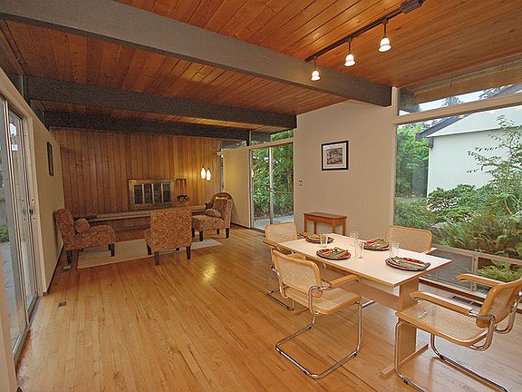 4th image of 1417 NE Brockman Pl