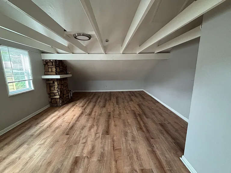 527 North Ave #2 — Photo 8
