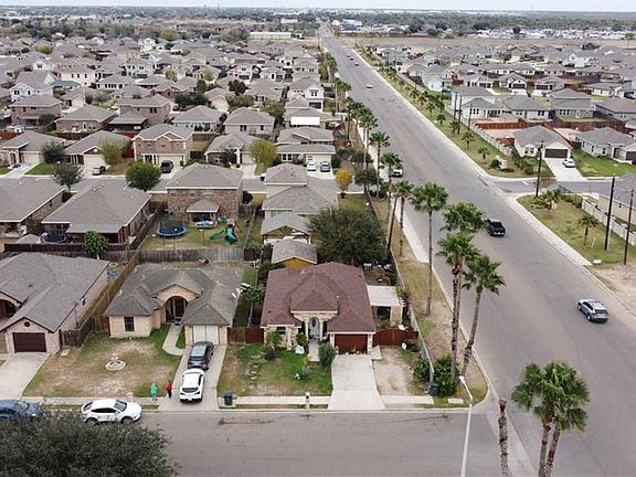 2nd image of 613 S Moorefield Rd