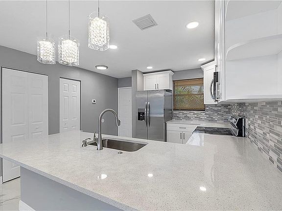 3rd image of 11477 NW 39th Court #305-1